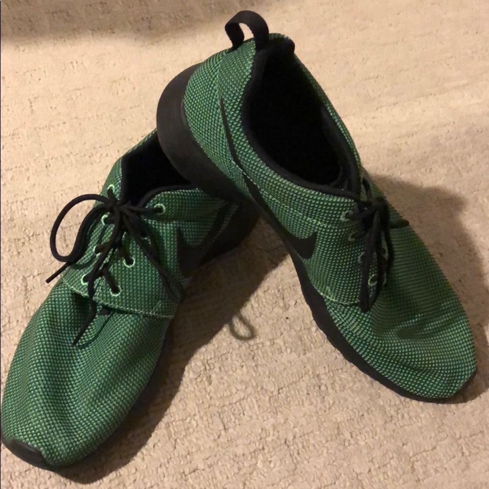 Nike Sneaks